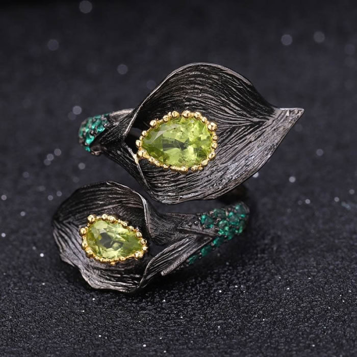 Ring Blume mit Peridot