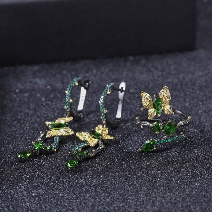 Butterfly Ring mit Diopside