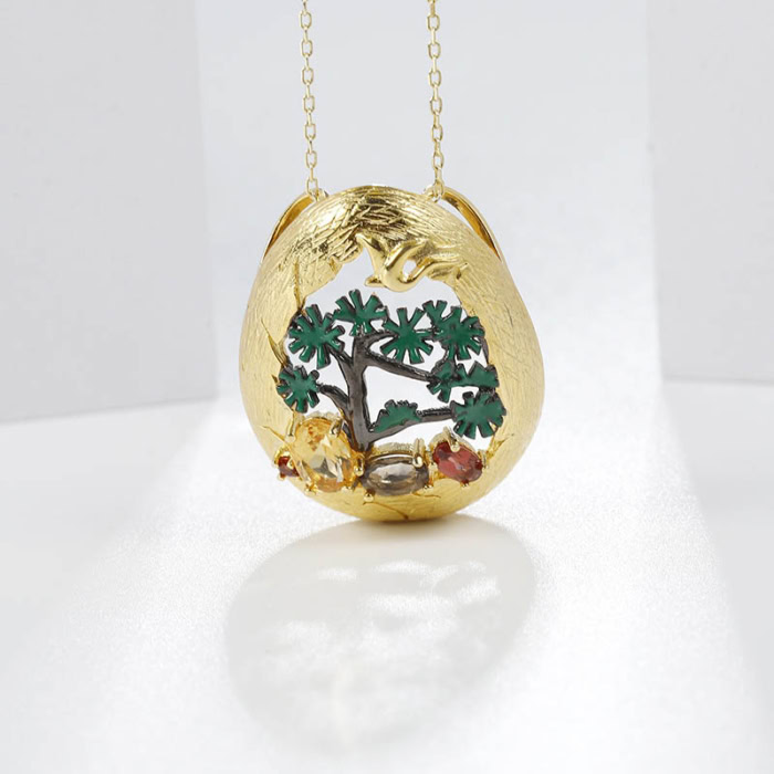 Edelstein Kette mit Ovalem Anhänger