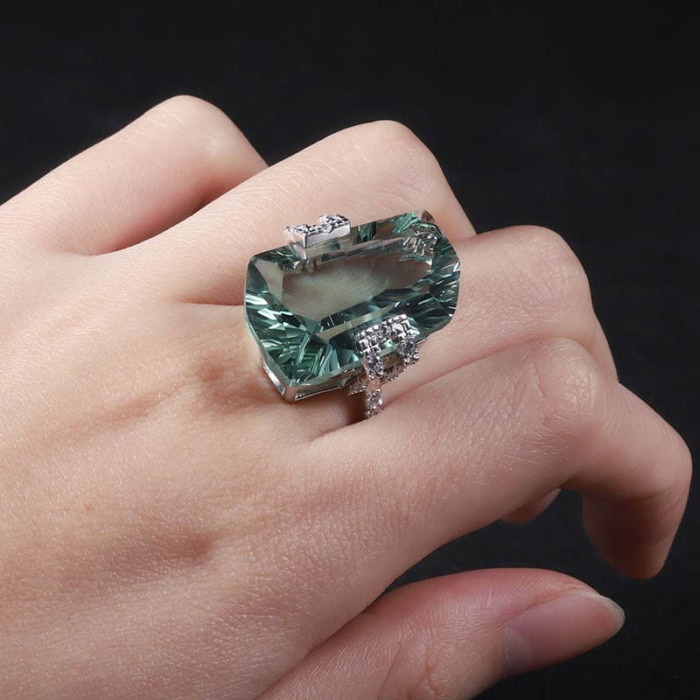 Solitär Ring mit Grüner Amethyst