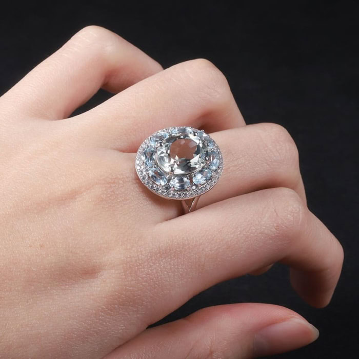 Extravagante Ring mit Grüner Amethyst