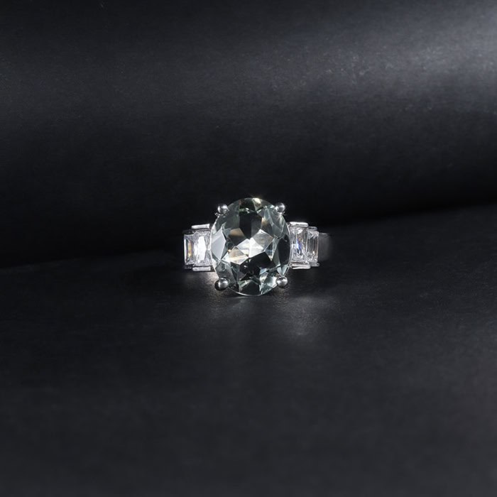 Silver Ring mit Grüner Amethys