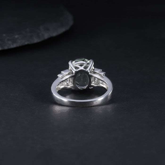 Silver Ring mit Grüner Amethys