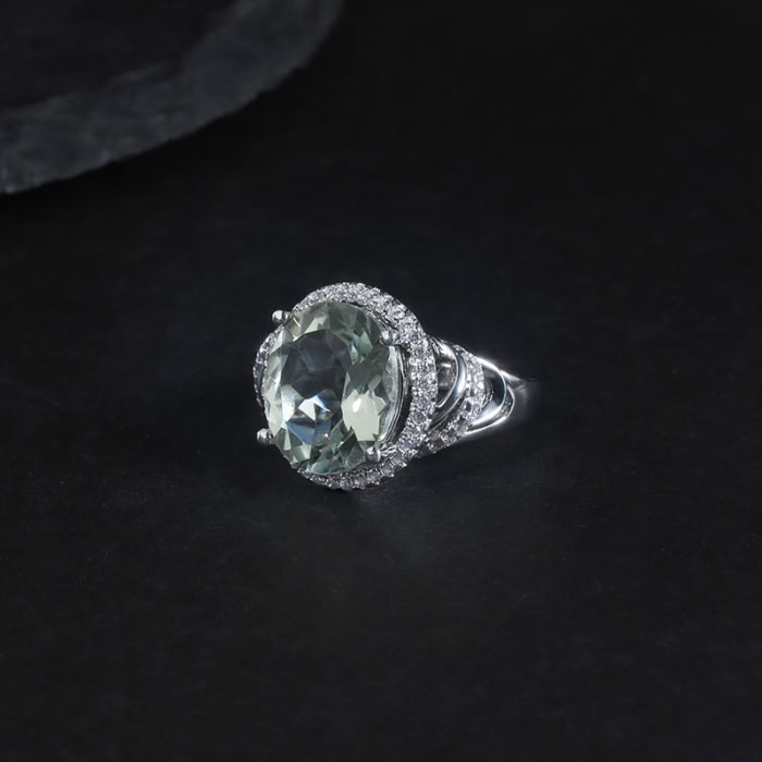 Verlobungs Ring mit Grüner Amethys