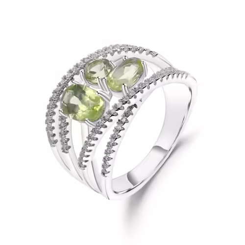 Damen Ring mit 3 Peridot