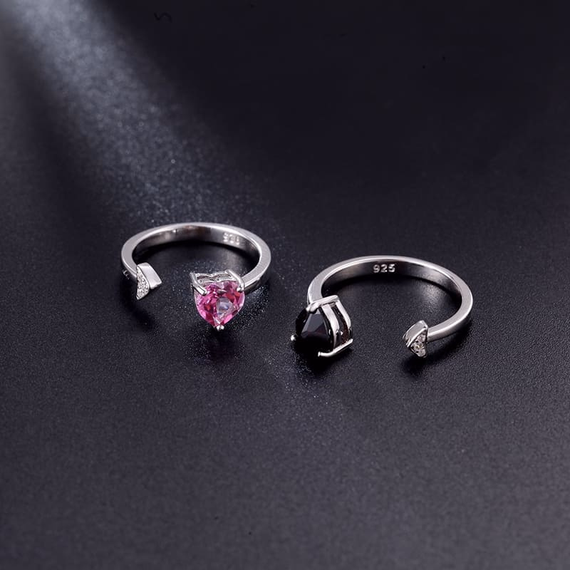 Herzförmiger Edelstein Ring
