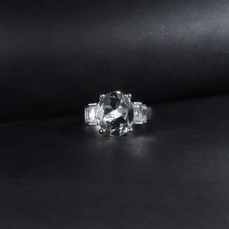 Silver Ring mit Grüner Amethys