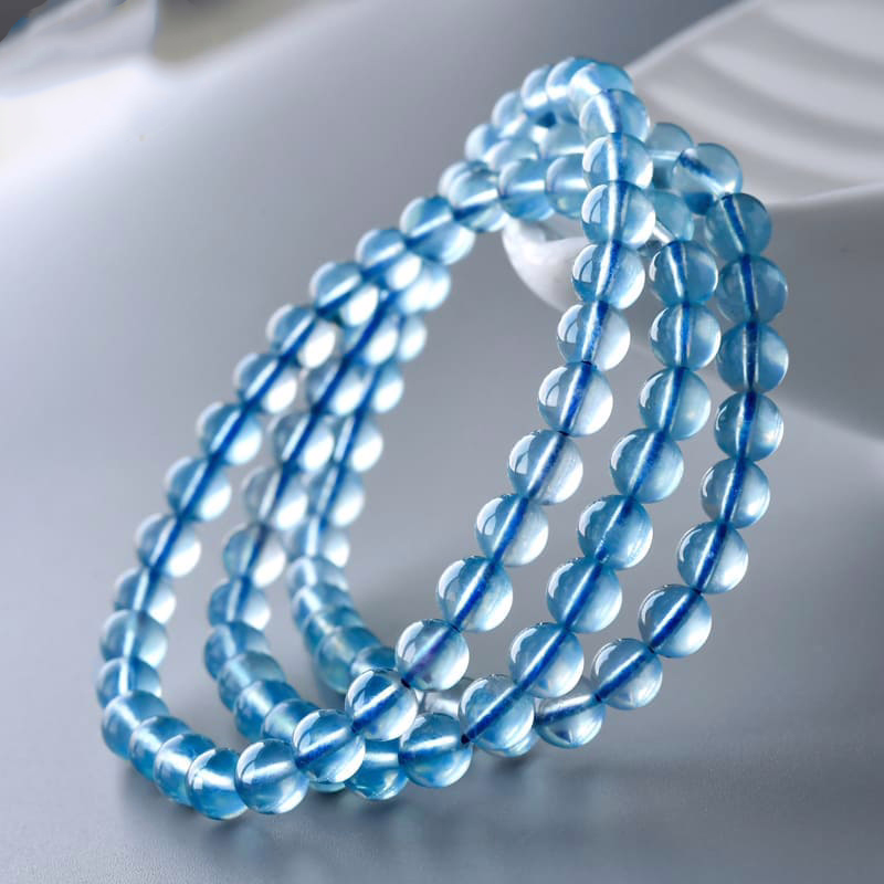 Armband aus Aquamarin Perlen