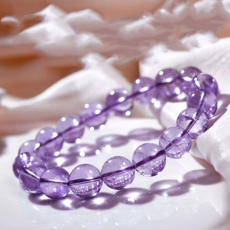 Armband aus Hellem Natürlichem Amethyst